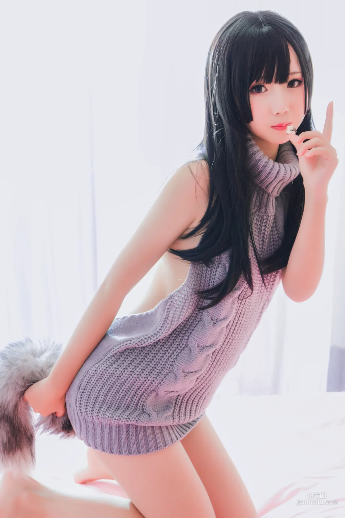 面饼仙儿《露背毛衣！！》 [福利COSPLAY] 写真集3