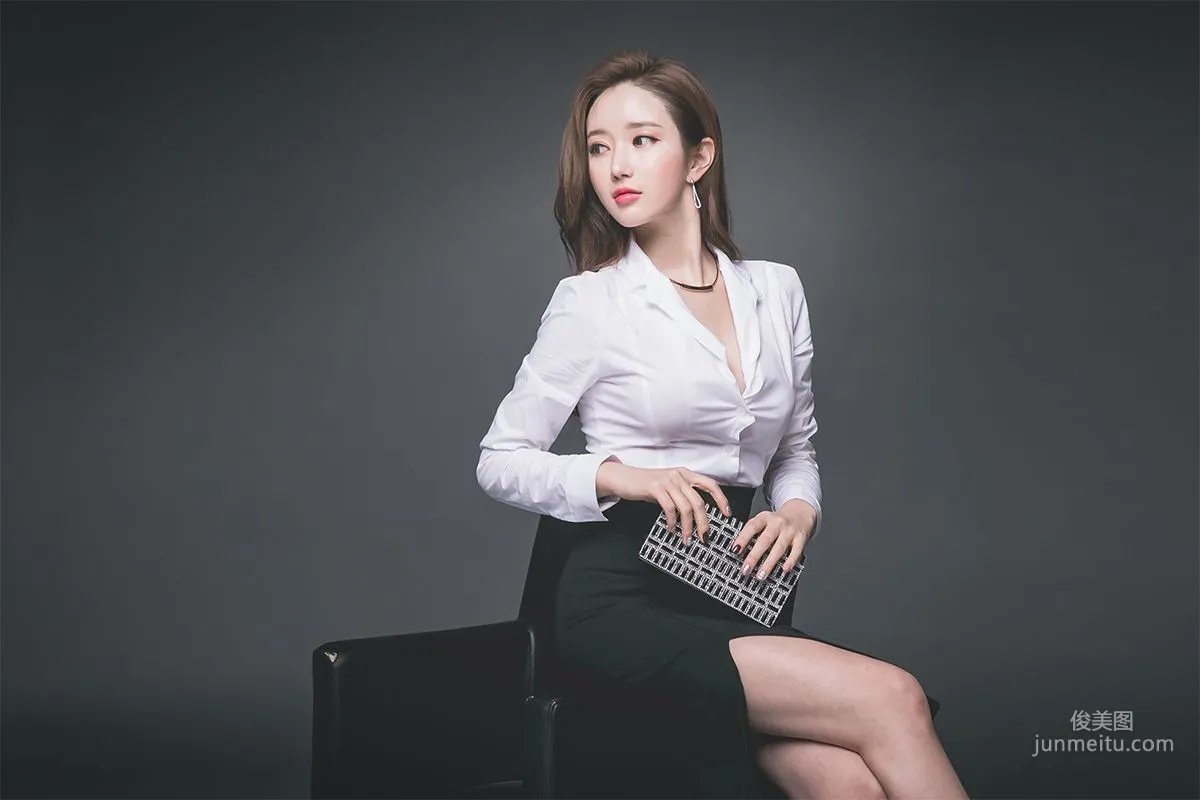 李妍靜《韓國網紅服裝模特2》寫真集 40