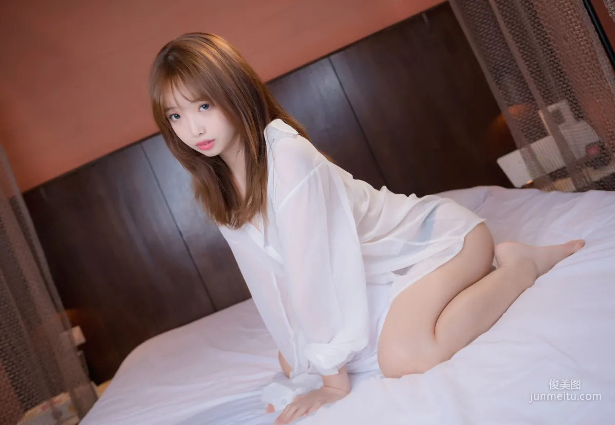 雯妹不講道理《日本旅拍 襯衫》 [COSPLAY福利] 寫真集 19