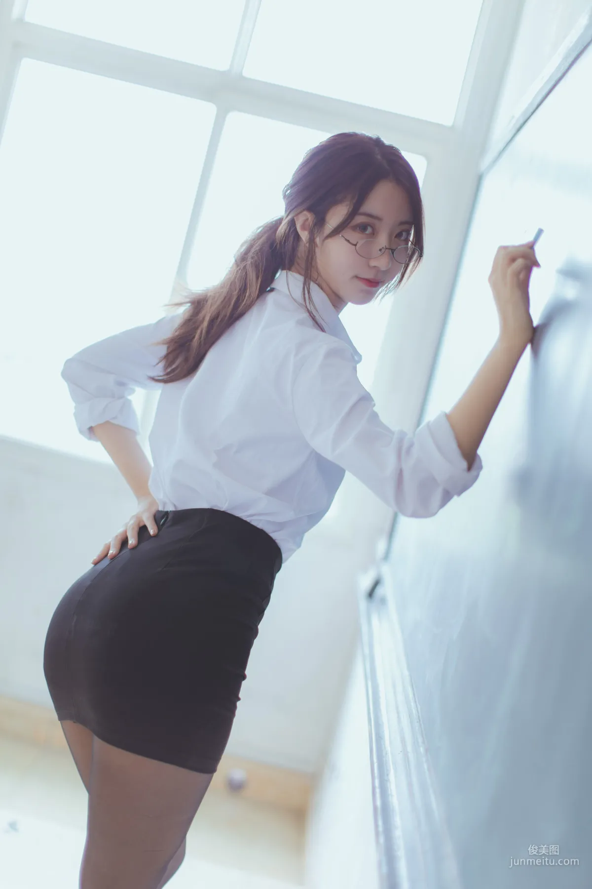 COSER黑川《黑絲教師》 [COSPLAY福利] 寫真集 16