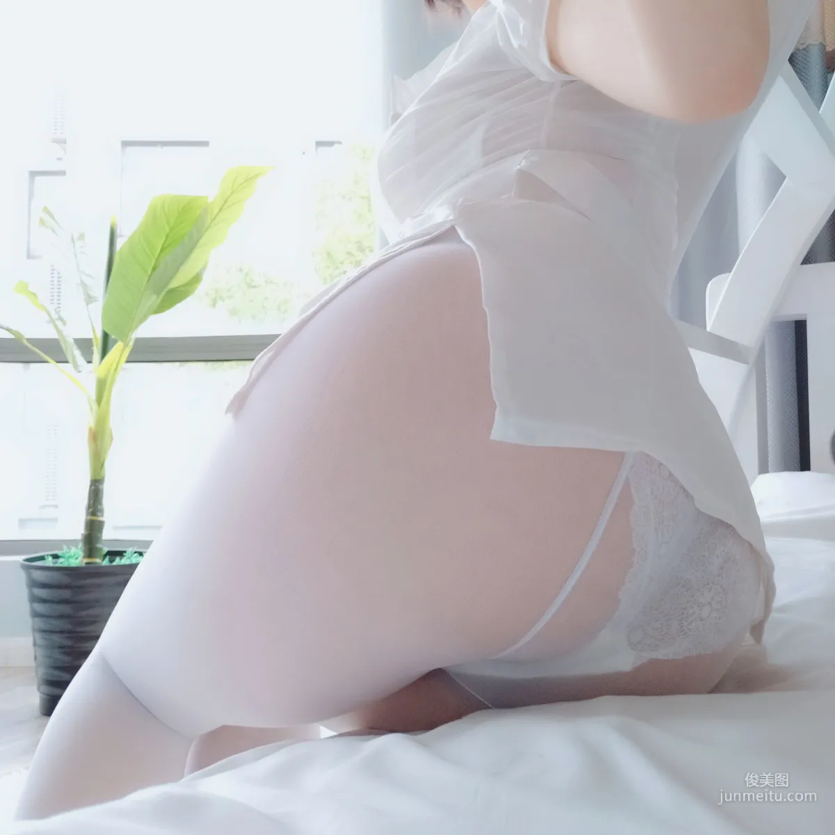 白銀81《白絲小護士》 [COSPLAY少女] 寫真集 32