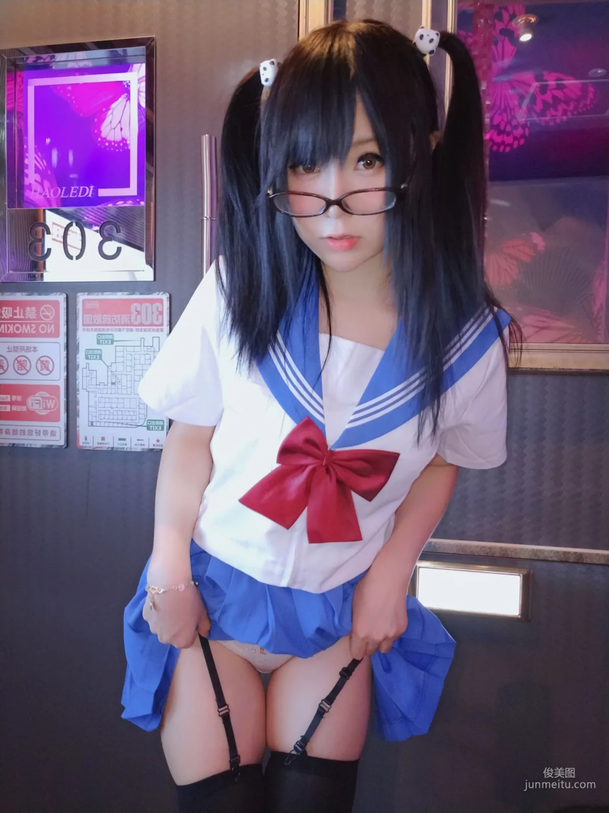 COSER搖搖樂yoyo《誘人小學妹》 [COSPLAY福利] 寫真集 24