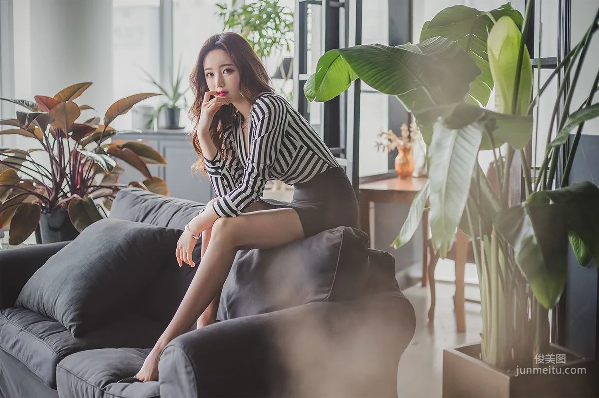 李妍靜《絕美氣質女神5》韓國美女寫真集 5
