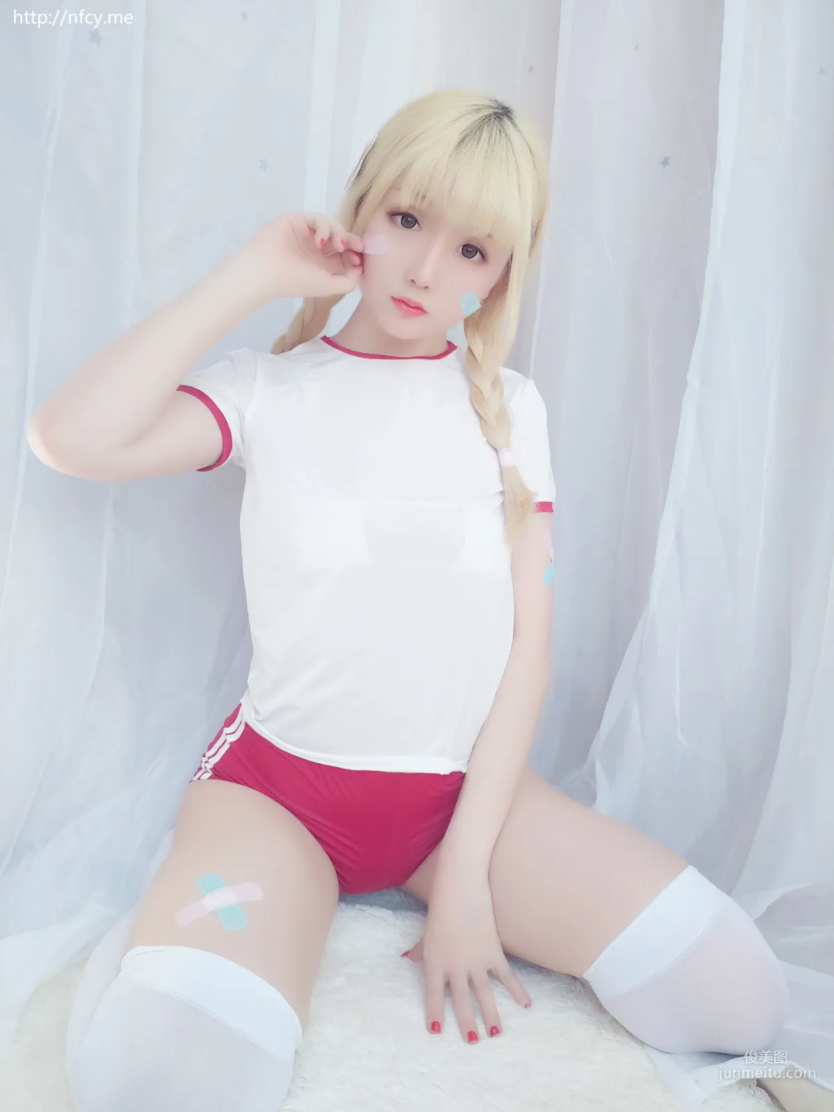 星之遲遲 《弱氣學園包》 [福利COSPLAY] 寫真集 29