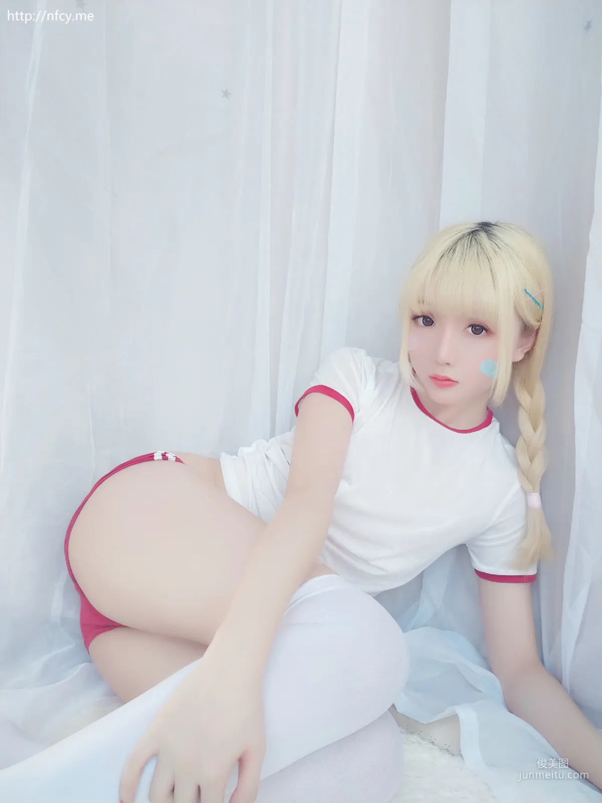 星之遲遲 《弱氣學園包》 [福利COSPLAY] 寫真集 19