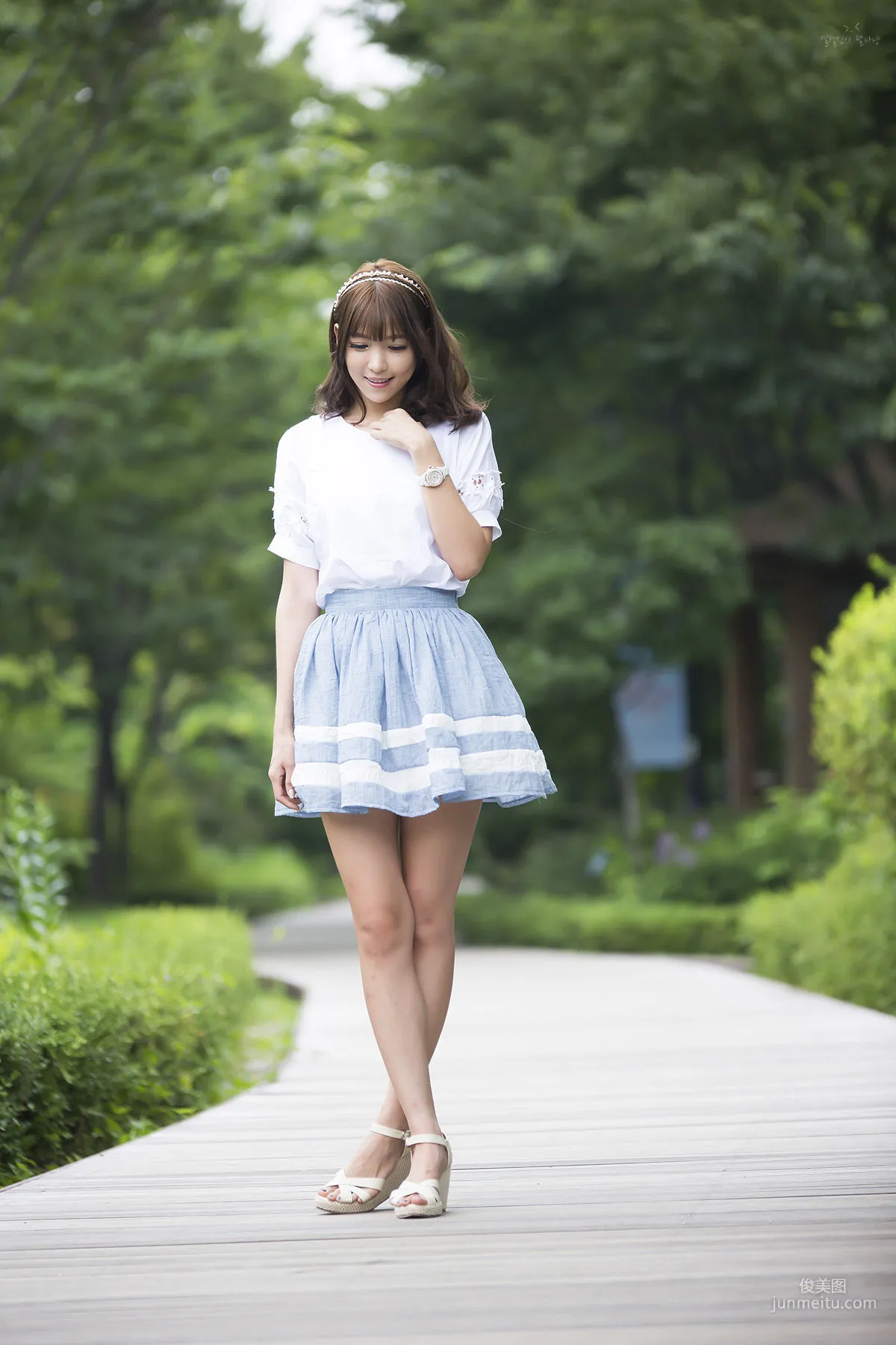 李恩慧《公園短裙外拍》 [韓國美女] 寫真集 28