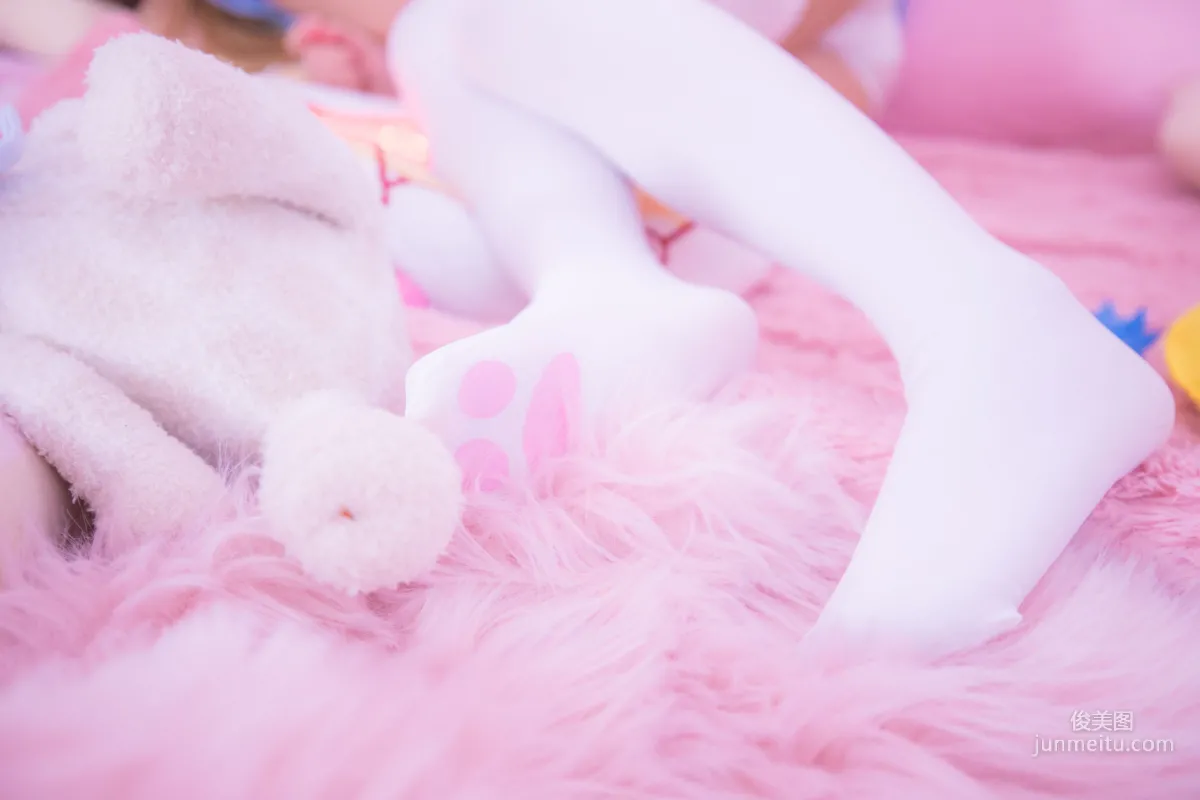 神楽坂真冬《血小闆》 [COSPLAY少女] 寫真集 37