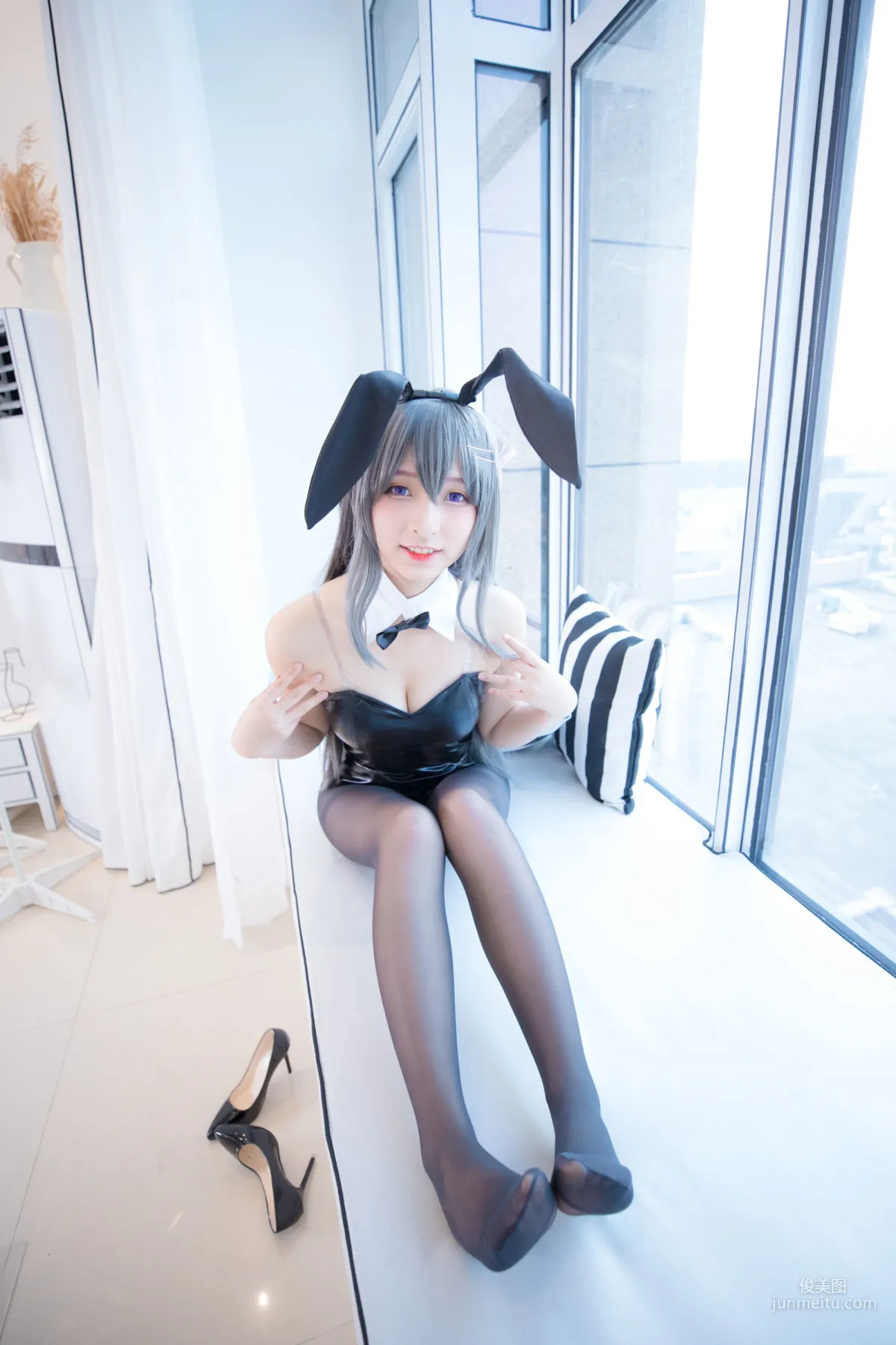 COSER神楽坂真冬《櫻島麻衣》 [福利COSPLAY] 寫真集 41