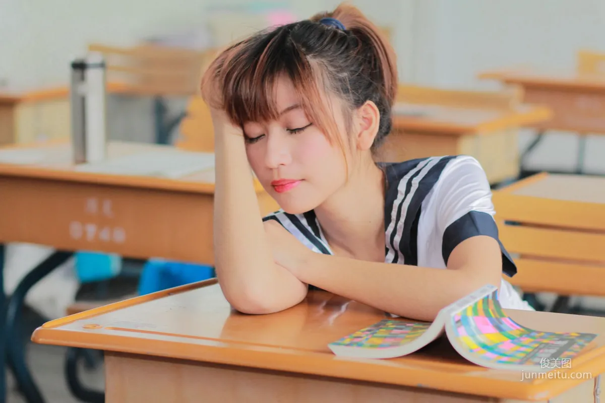 制服の女生 林溫蒂 [台灣正妹] 寫真集 18