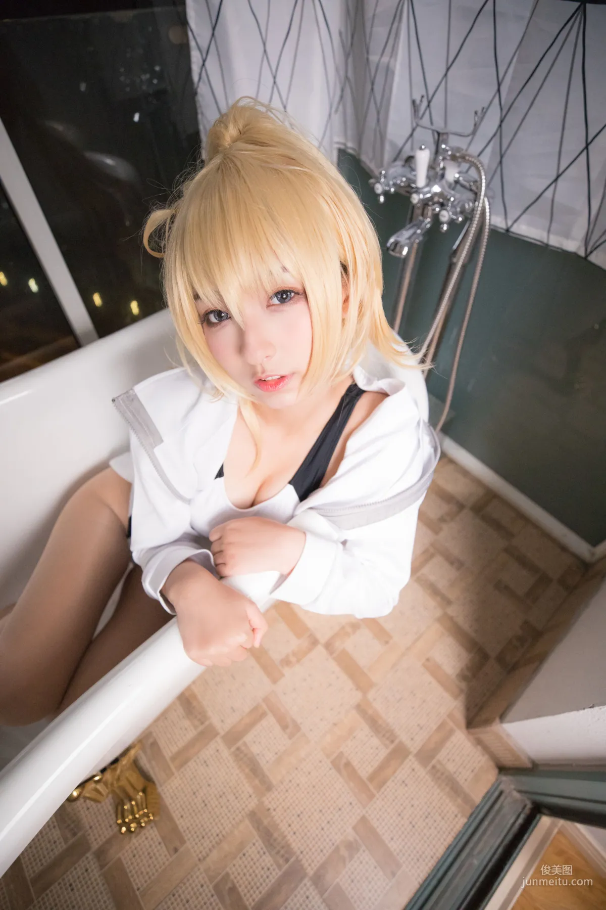 神楽坂真冬《貞德泳裝》 [COSPLAY少女] 寫真集 71