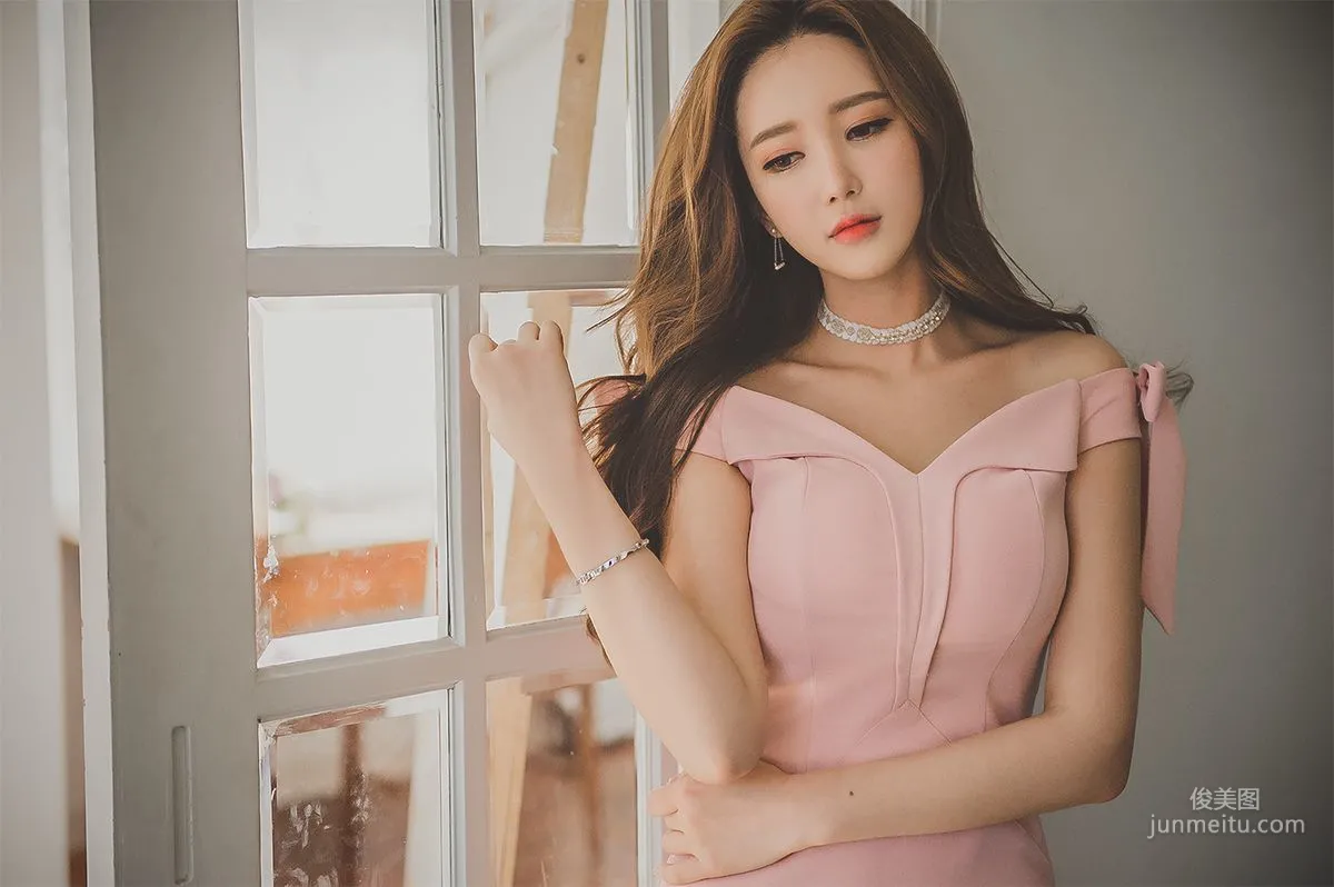 李妍靜《絕美高雅氣質女神3》寫真集 62