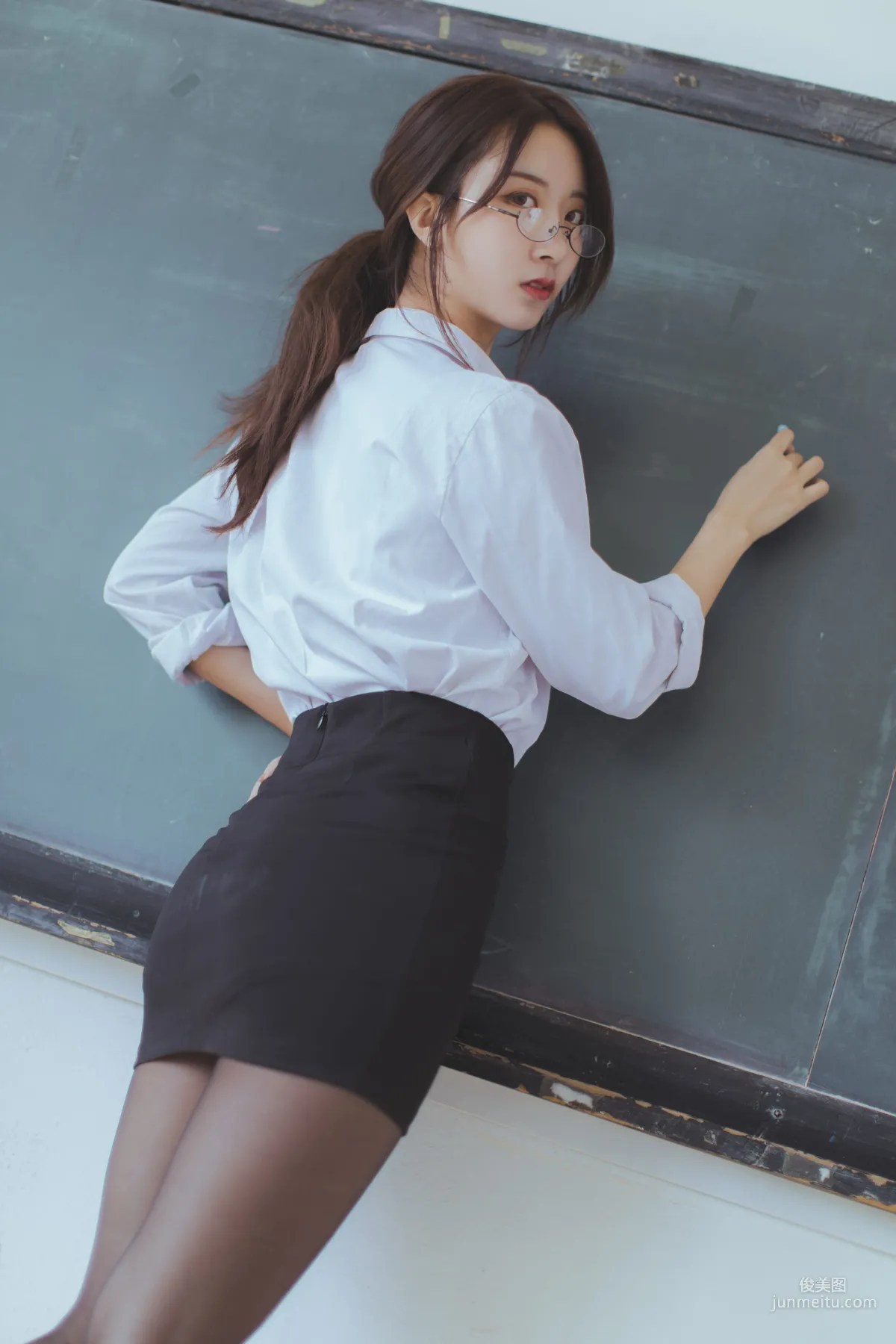 COSER黑川《黑絲教師》 [COSPLAY福利] 寫真集 11