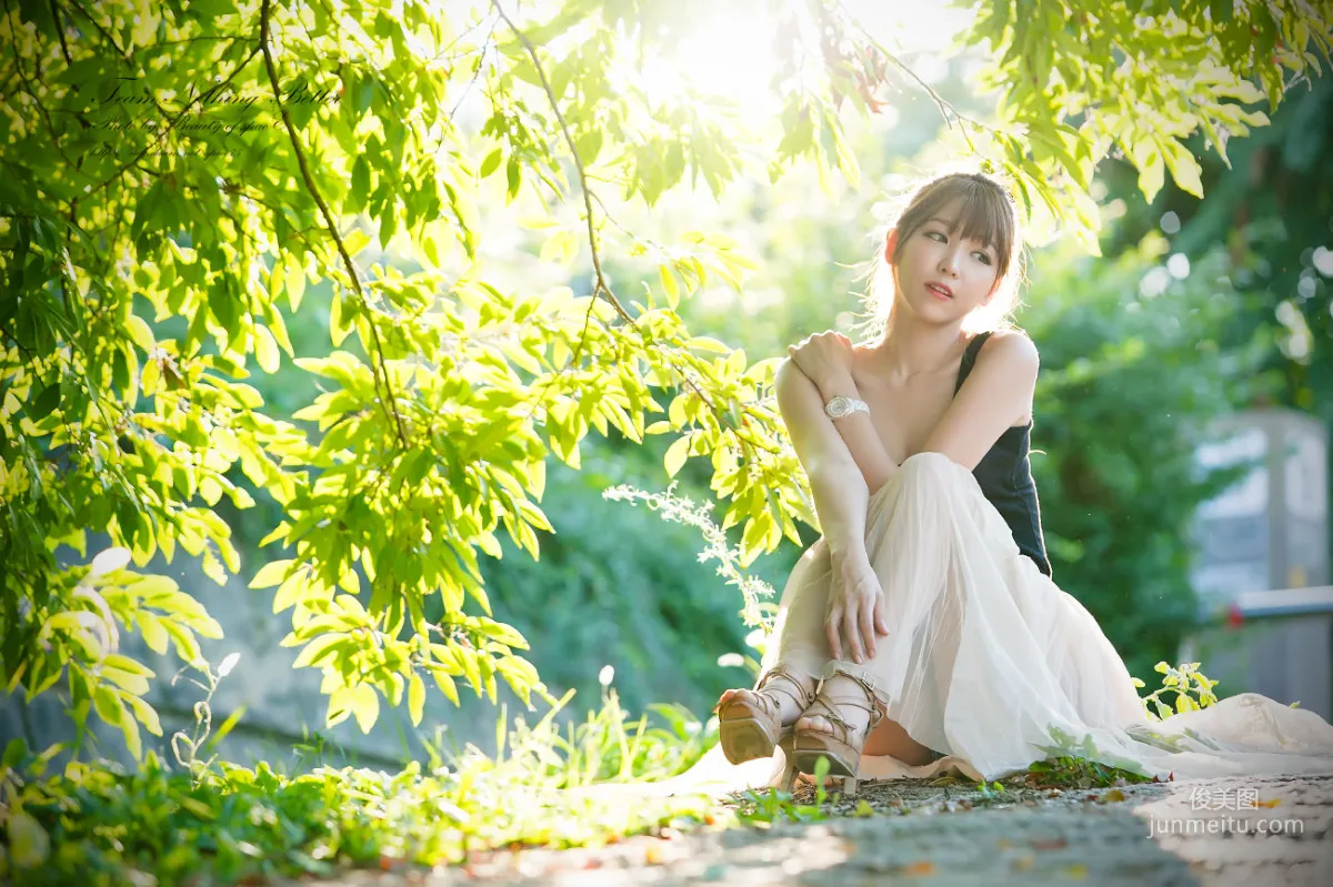 [韓國女神] 李恩慧 《背心+優雅長裙》唯美寫真集 2