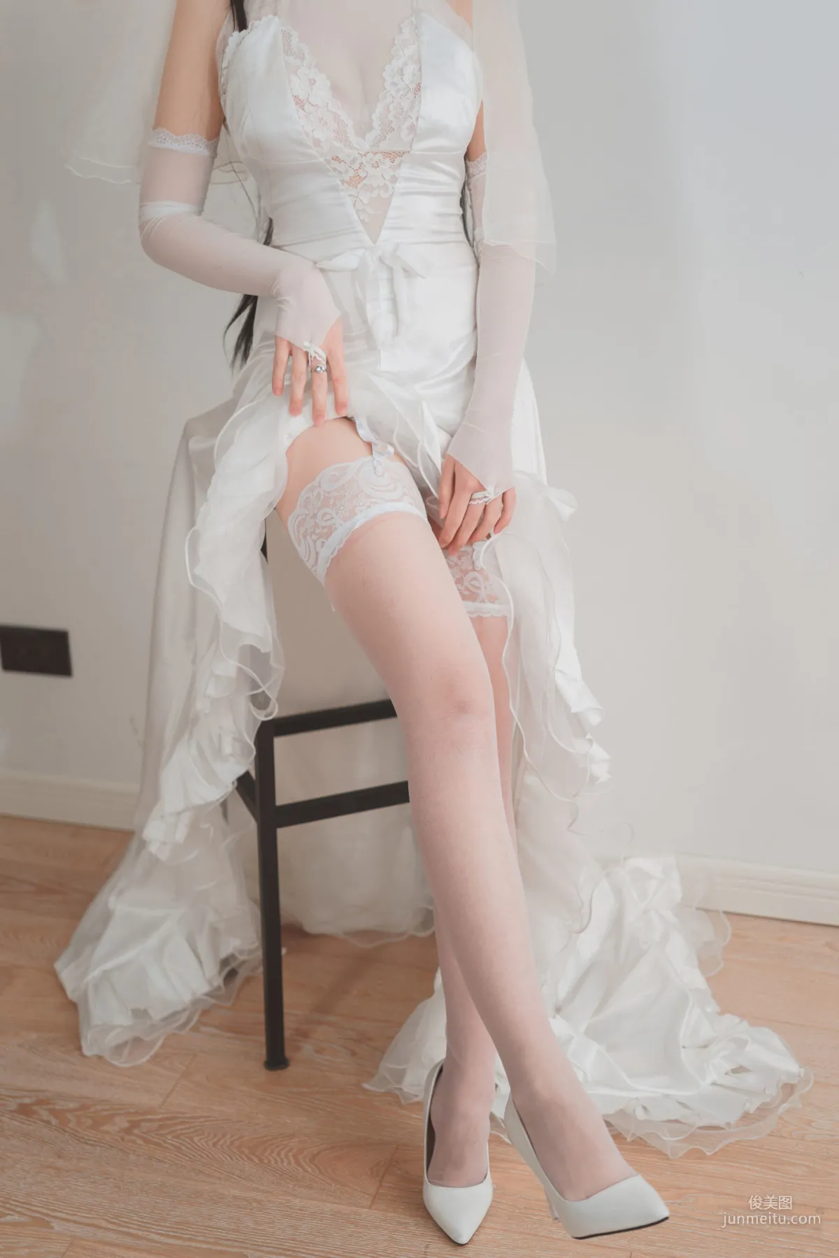 面餅仙兒《愛宕花嫁》 [福利COSPLAY] 寫真集 25