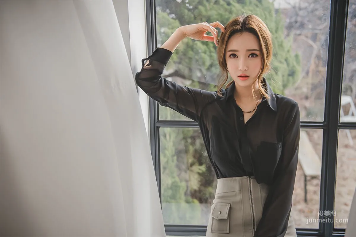 李妍靜《韓國絕美氣質女神2》寫真集 31