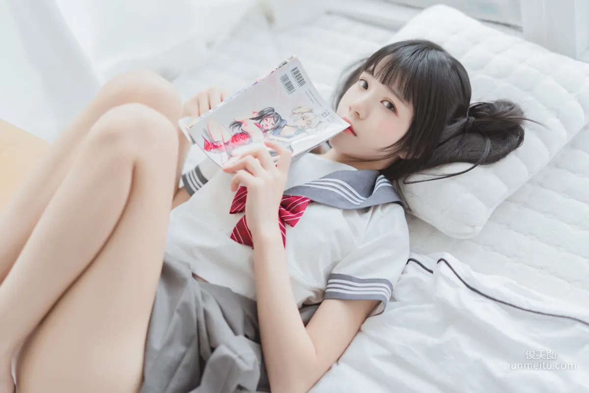 COSER桜桃喵《心形胖次》 [COSPLAY美女] 寫真集 40