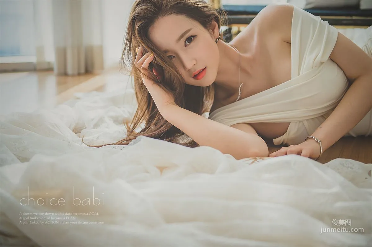 李妍靜《絕美高雅氣質女神3》寫真集 8