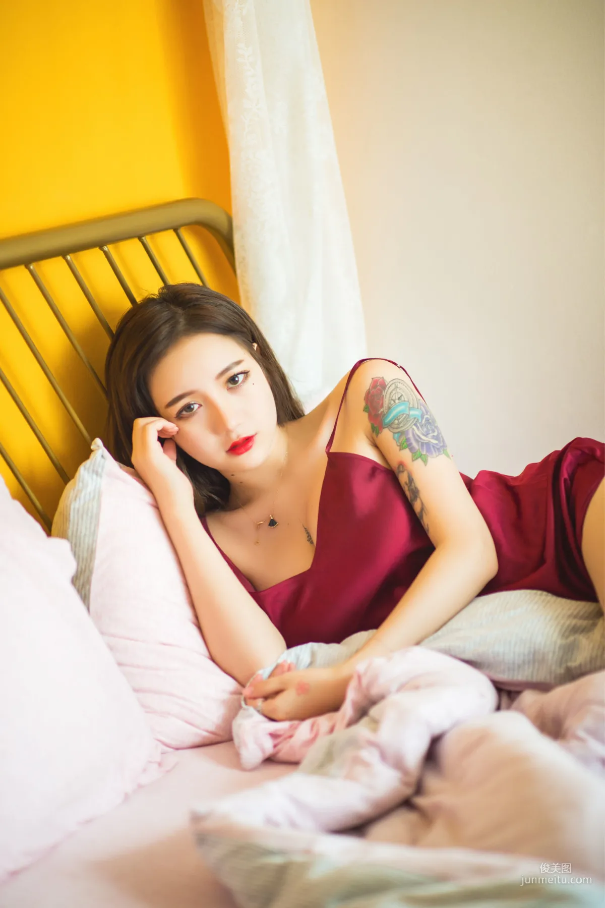 COSER洛麗塔大哥《吊帶睡衣》 [COSPLAY美女] 寫真集 11