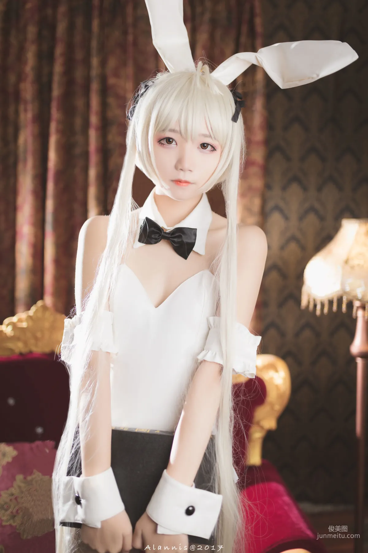 清纯少女五更百鬼《兔女郎+白丝美腿》 [COSPLAY美女] 写真集1