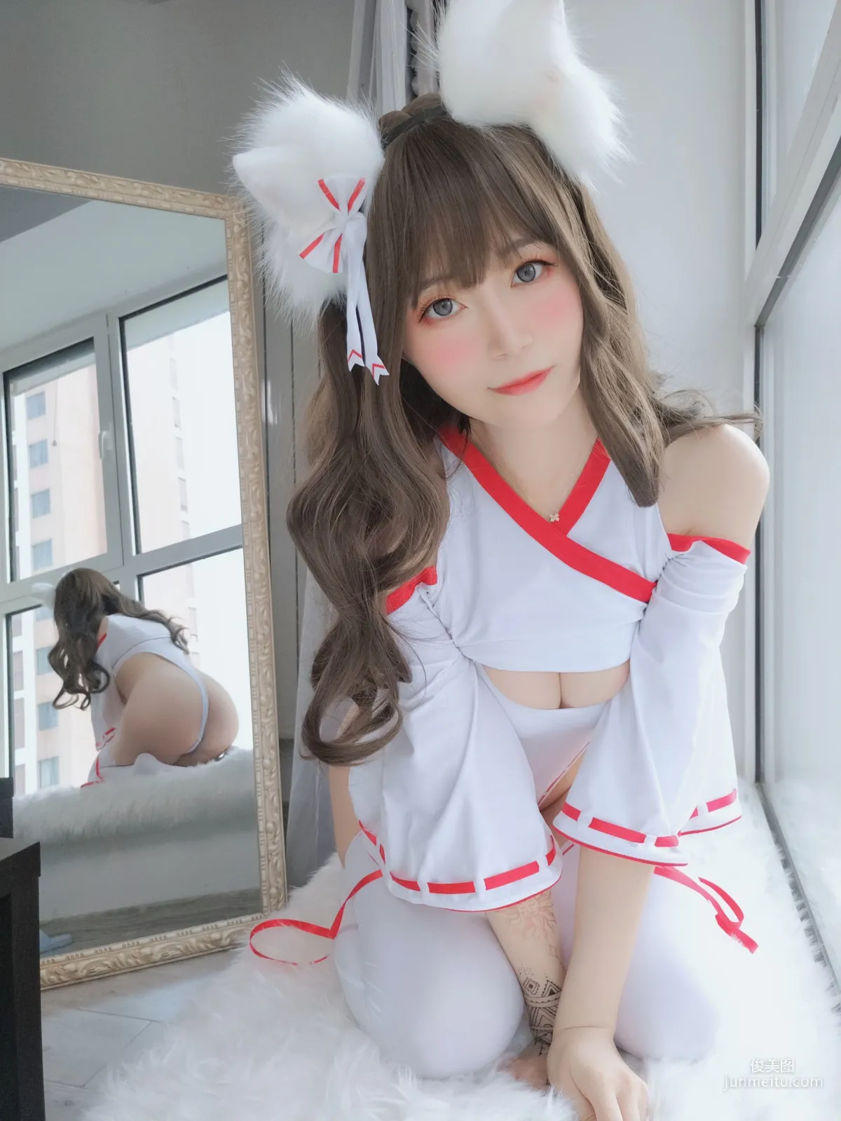 COSER白銀81《神社飼養的小狐狸》 [COSPLAY少女] 寫真集 33