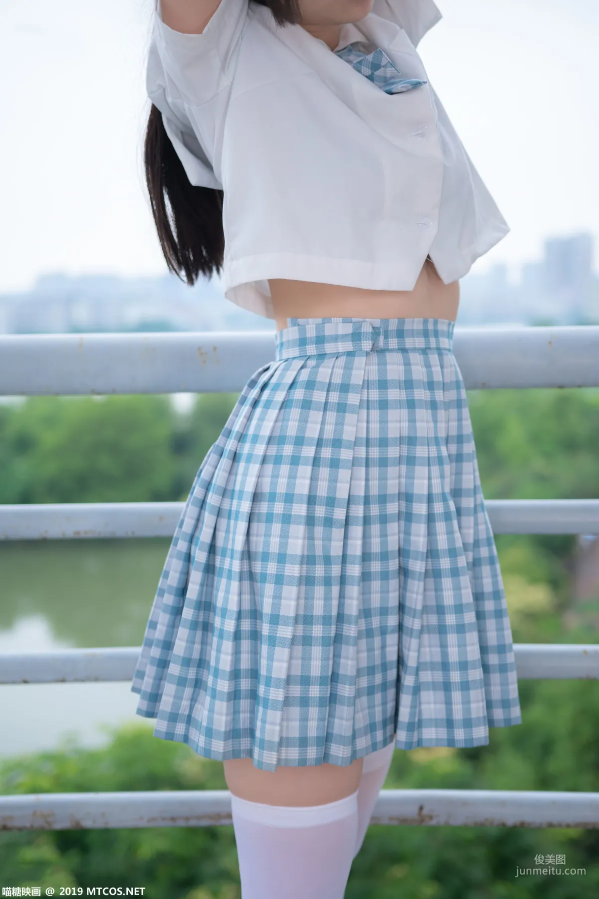 《白丝格子裙少女》 [喵糖映画] VOL.015 写真集9
