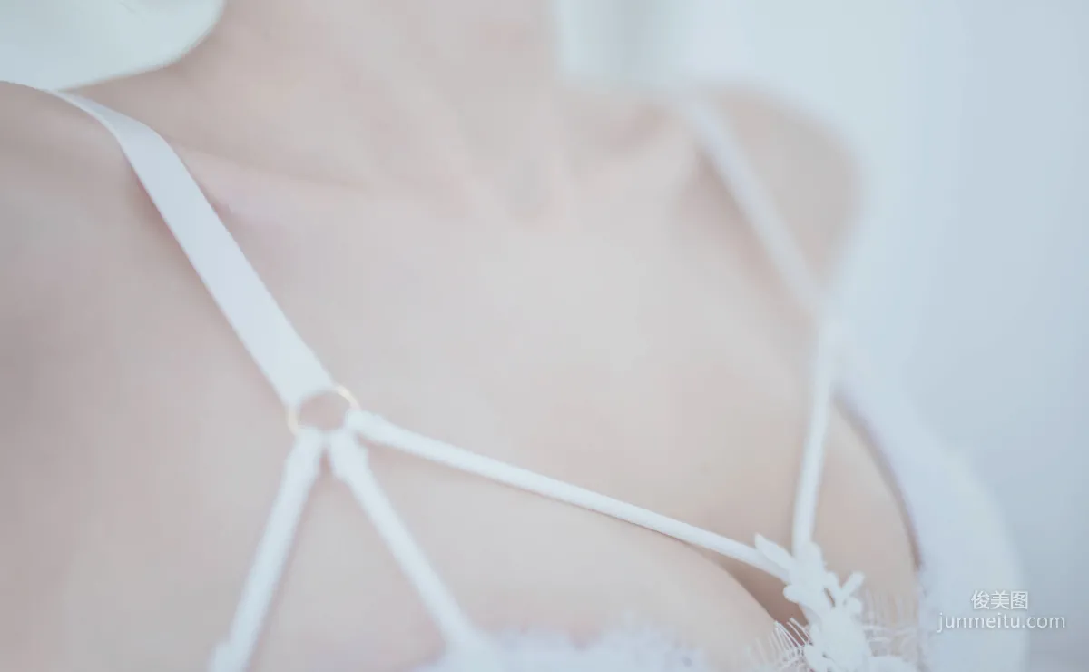 你的負卿《白色蕾絲私房》 [COSPLAY福利] 寫真集 25