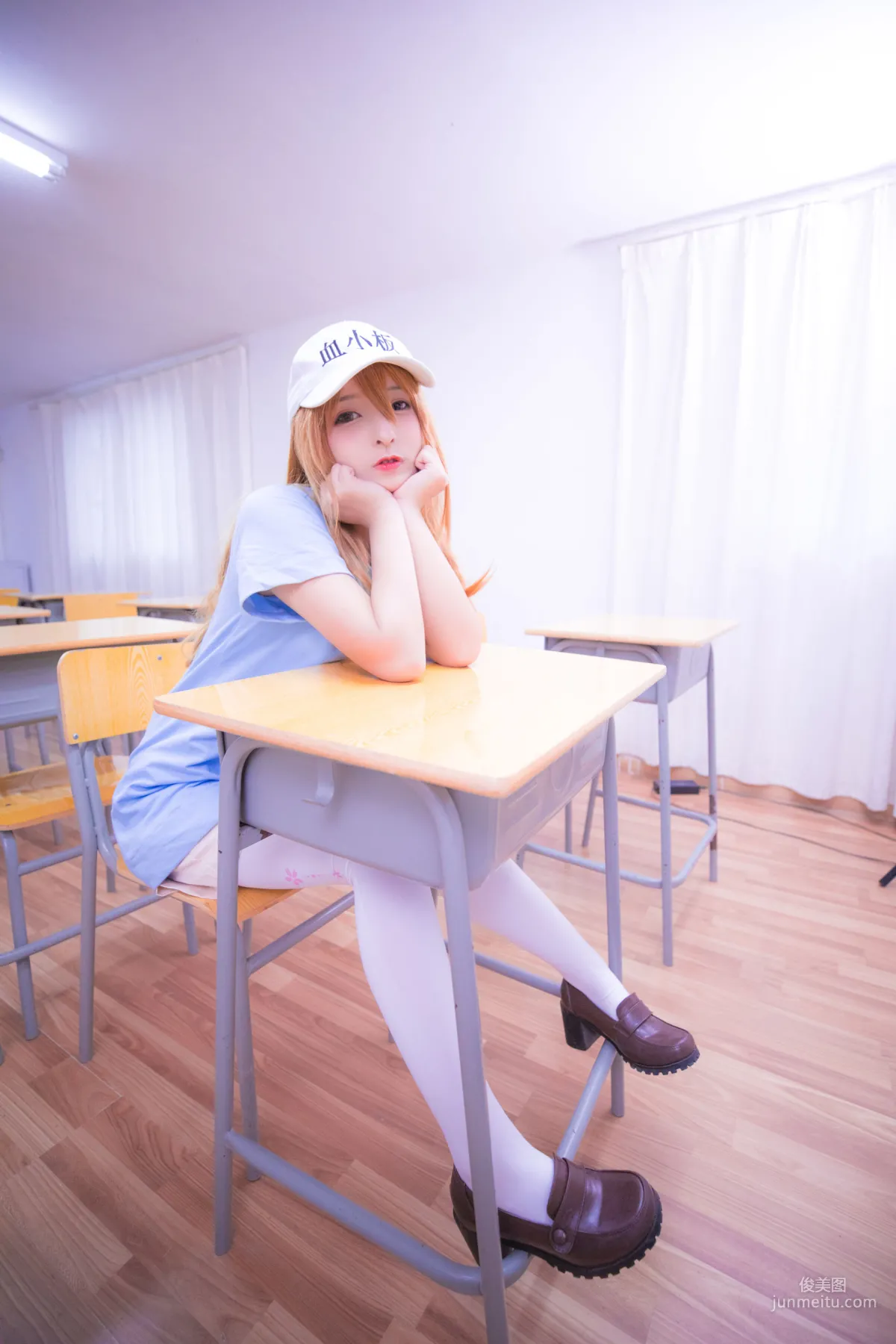神楽坂真冬《血小闆》 [COSPLAY少女] 寫真集 3