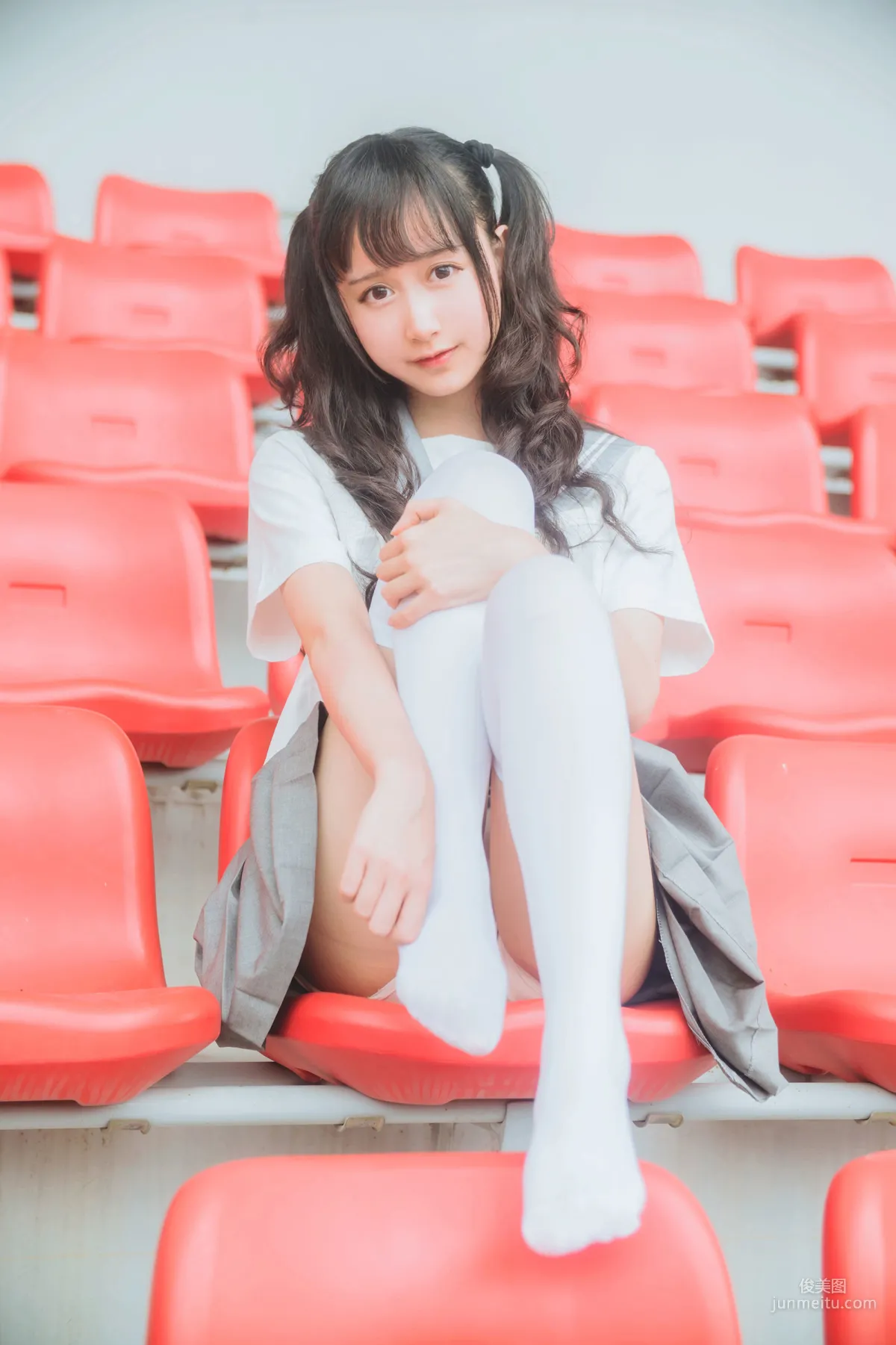 木綿綿OwO《灰色JK制服》 [COSER美女] 寫真集 6