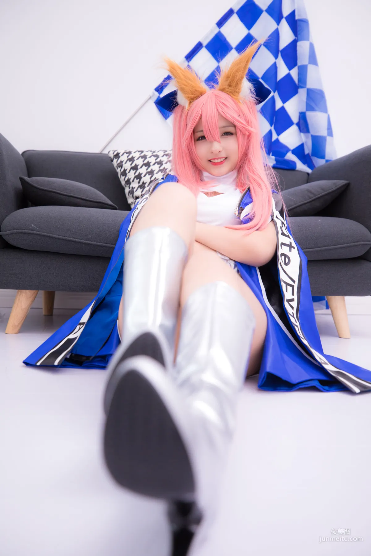 神楽坂真冬《目標はあなた、エンジン全開！！》 [蘿莉COSPLAY] 寫真集 59