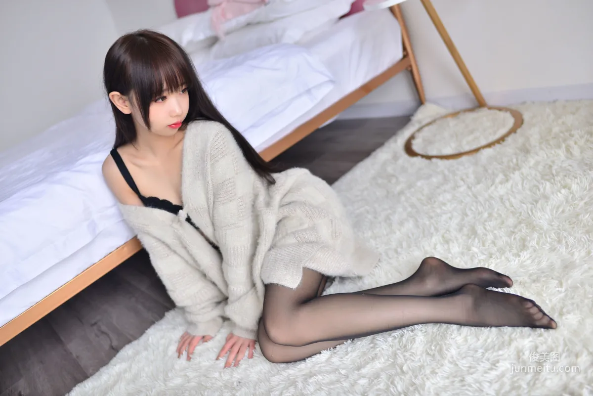 COSER雪琪SAMA《毛衣少女》 [福利COSPLAY] 寫真集 2