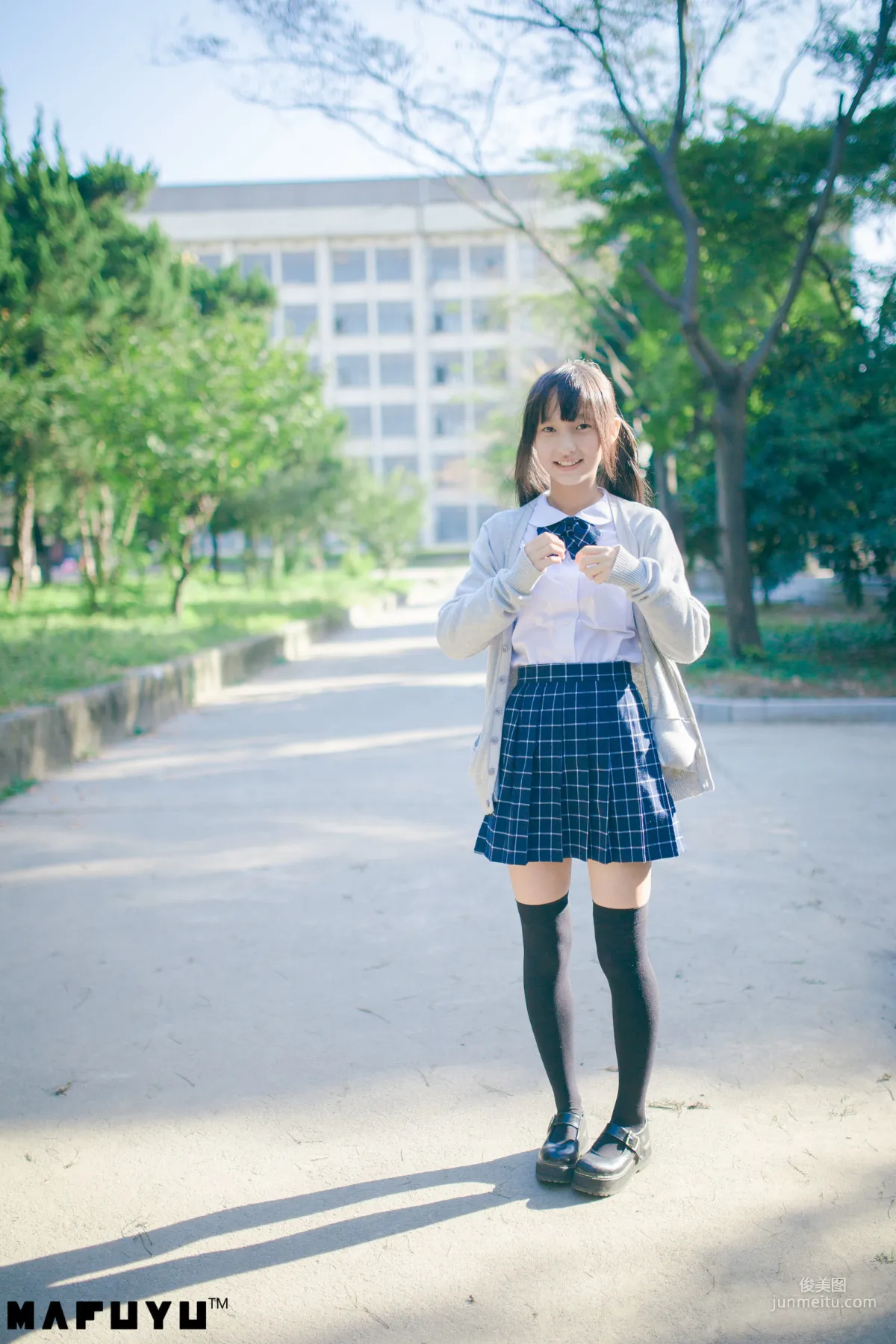 神楽坂真冬《陽光校服系列》 [COSPLAY美女] 寫真集 1