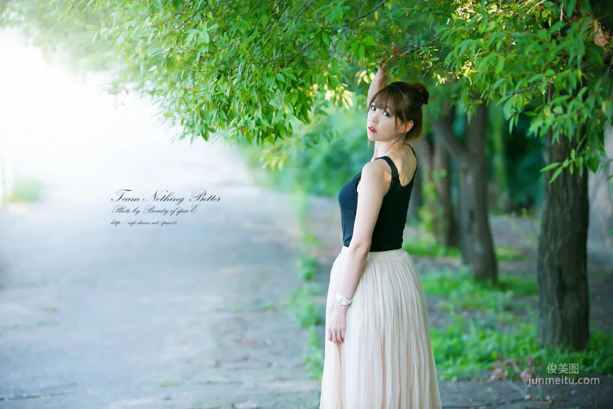 [韓國女神] 李恩慧 《背心+優雅長裙》唯美寫真集 15