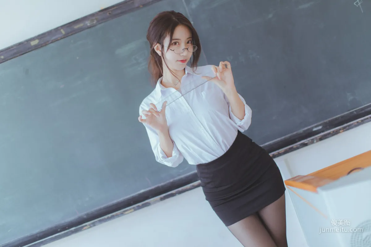 COSER黑川《黑絲教師》 [COSPLAY福利] 寫真集 29