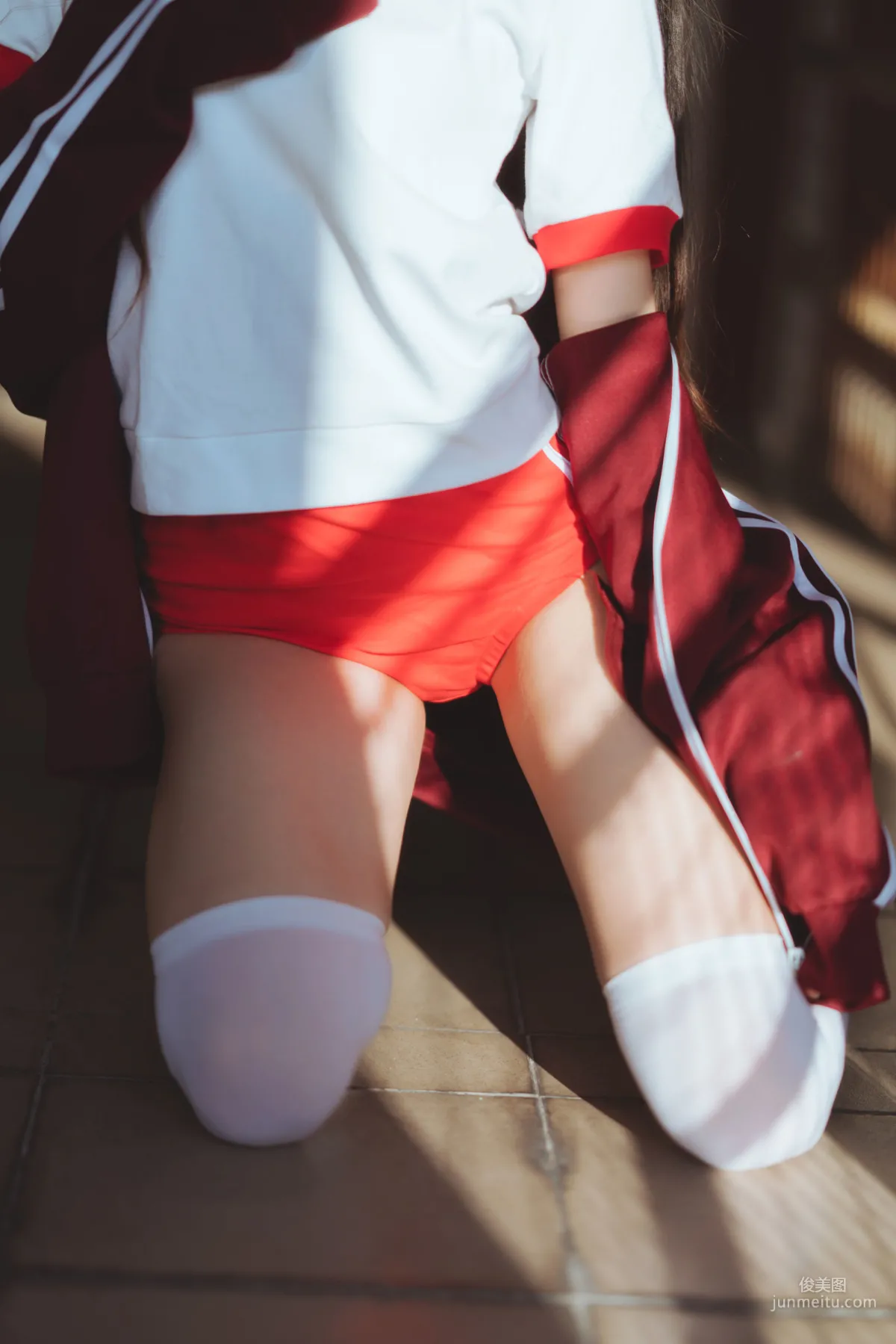 桜桃喵《紅色體操服》 [COSPLAY美女] 寫真集 7