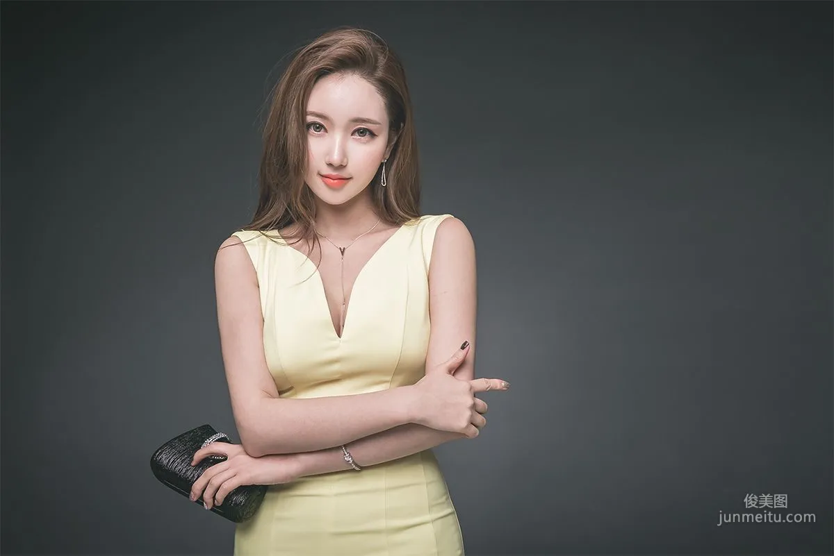 李妍靜《韓國網紅服裝模特2》寫真集 78