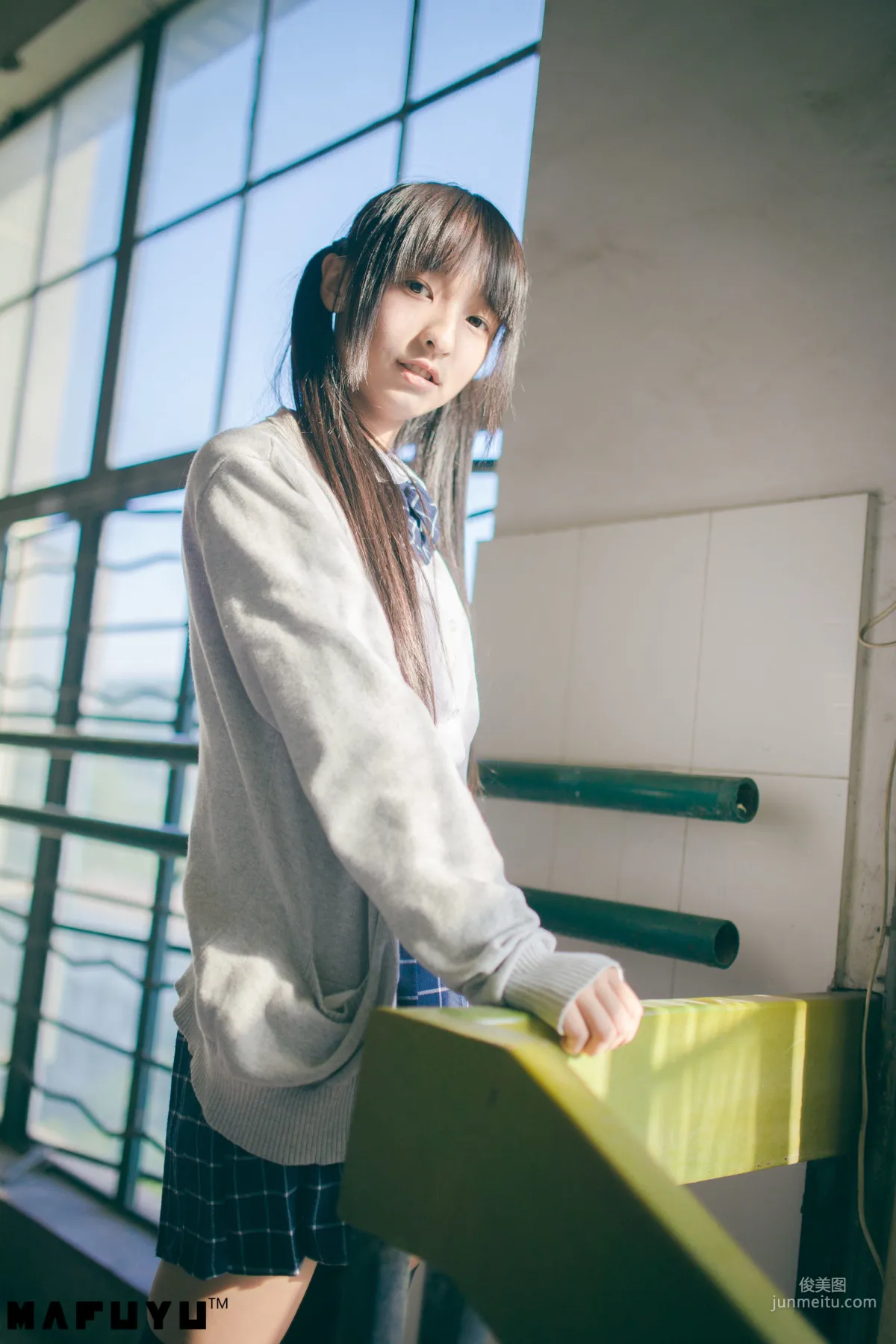 神楽坂真冬《陽光校服系列》 [COSPLAY美女] 寫真集 26