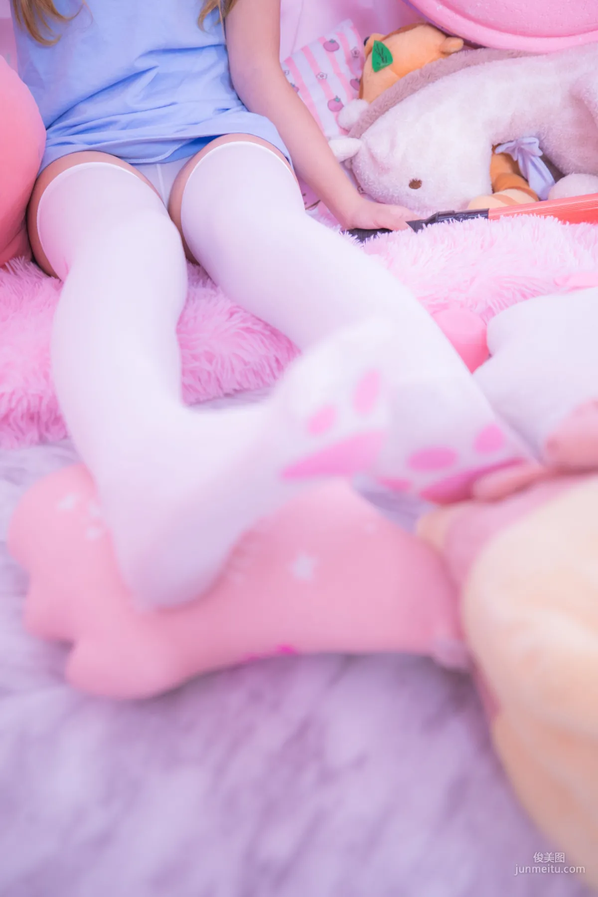 神楽坂真冬《血小闆》 [COSPLAY少女] 寫真集 42