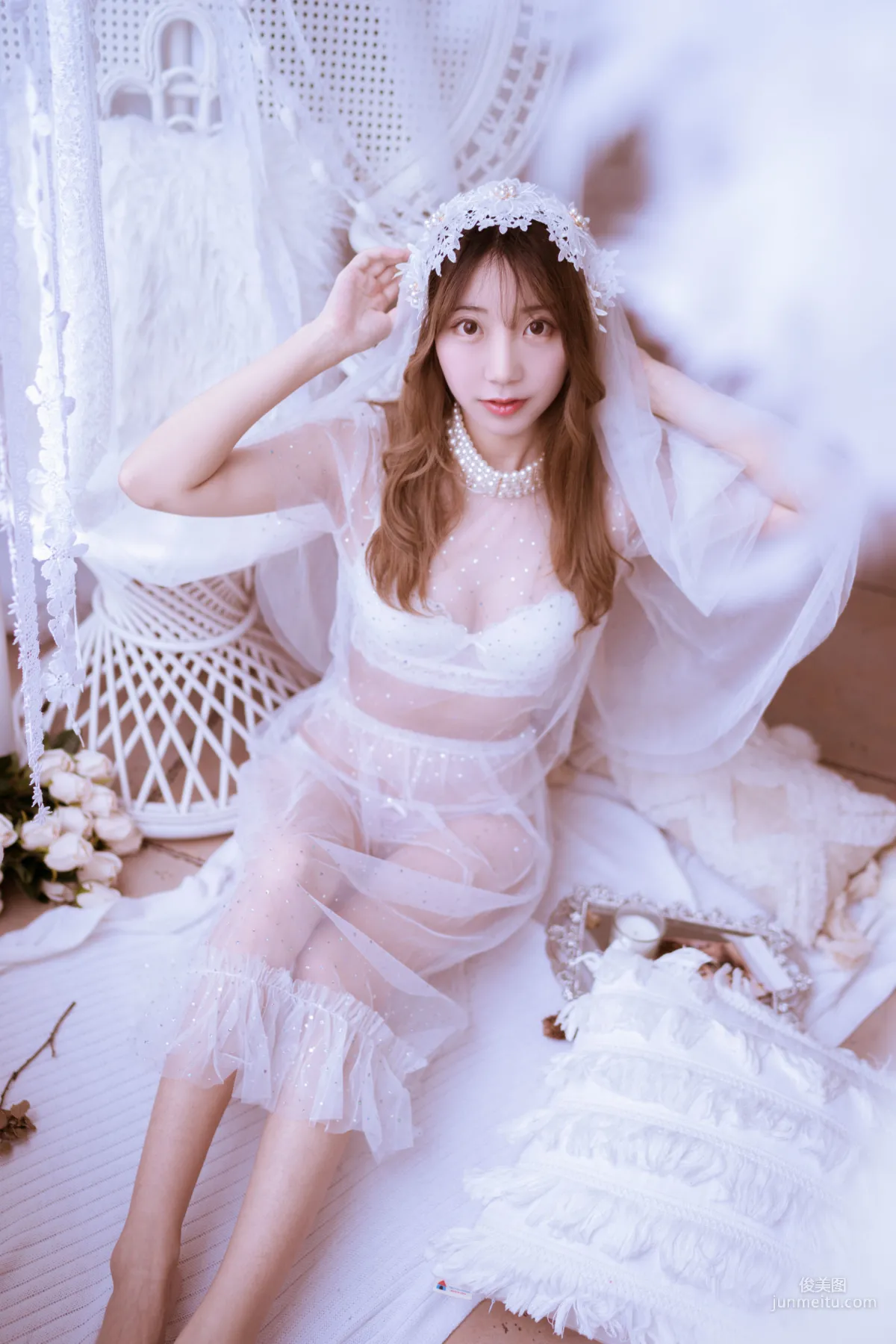 COSER黑川《年上彼女 婚紗+毛衣》 [COSPLAY少女] 寫真集 11