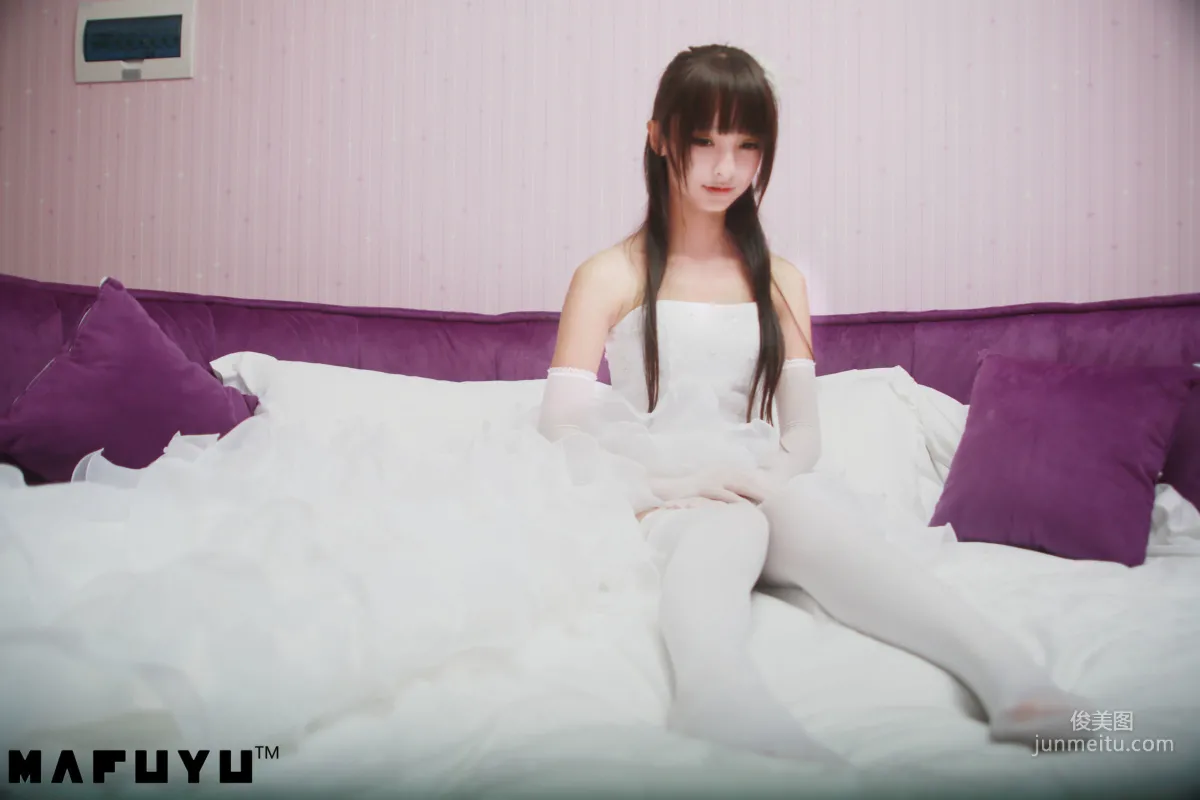 神楽坂真冬《婚紗系列》 [福利COSPLAY] 寫真集 14