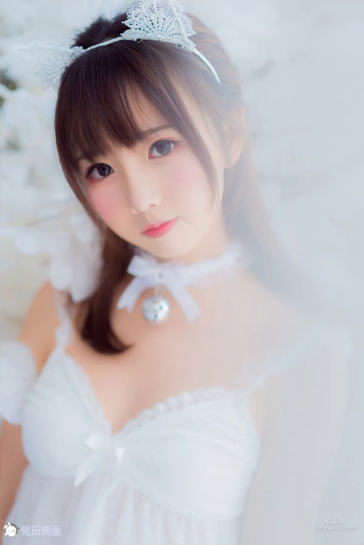 面餅仙兒《吊帶睡衣》 [福利COSPLAY] 寫真集 43