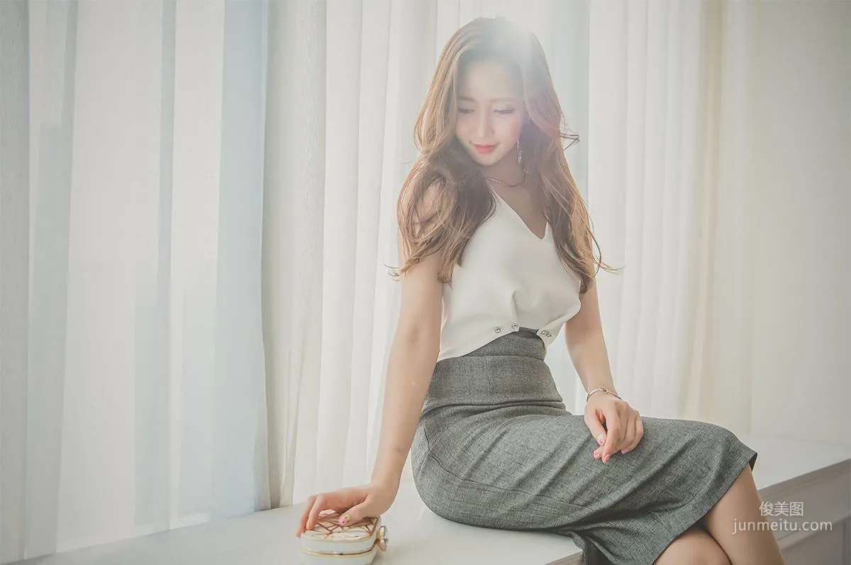 李妍静《韩国绝美气质女神2》写真集56