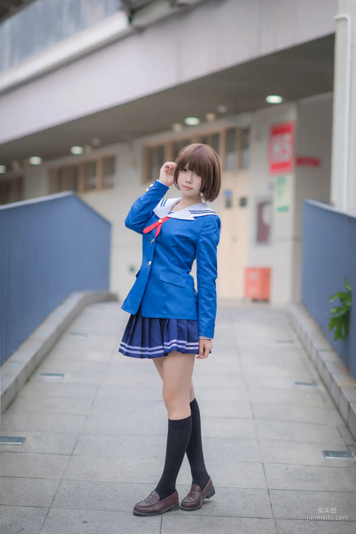 白金Saki 《校服》 [COSPLAY福利] 写真集19