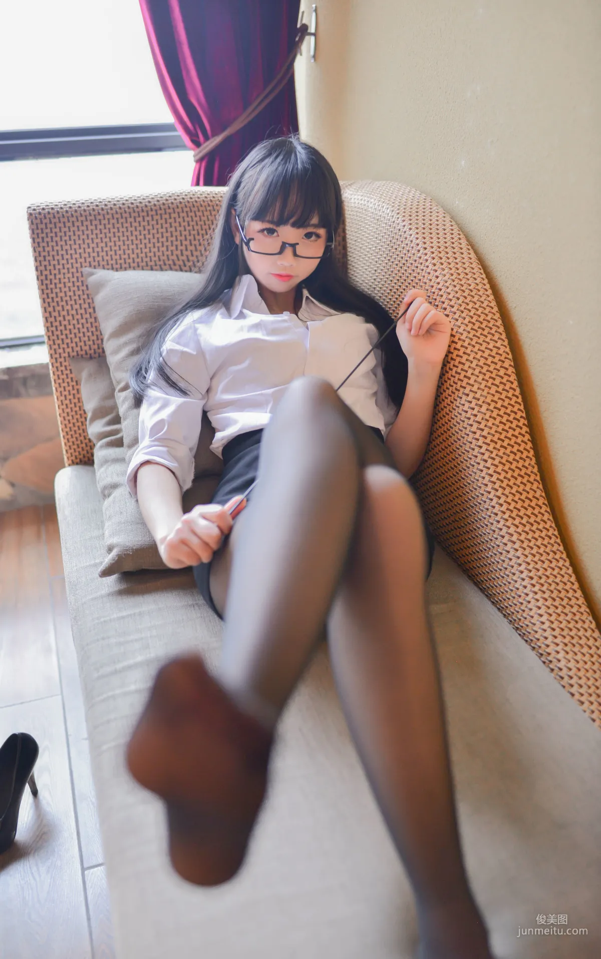 雪琪SAMA《教師黑絲》 [COSPLAY美女] 寫真集 15