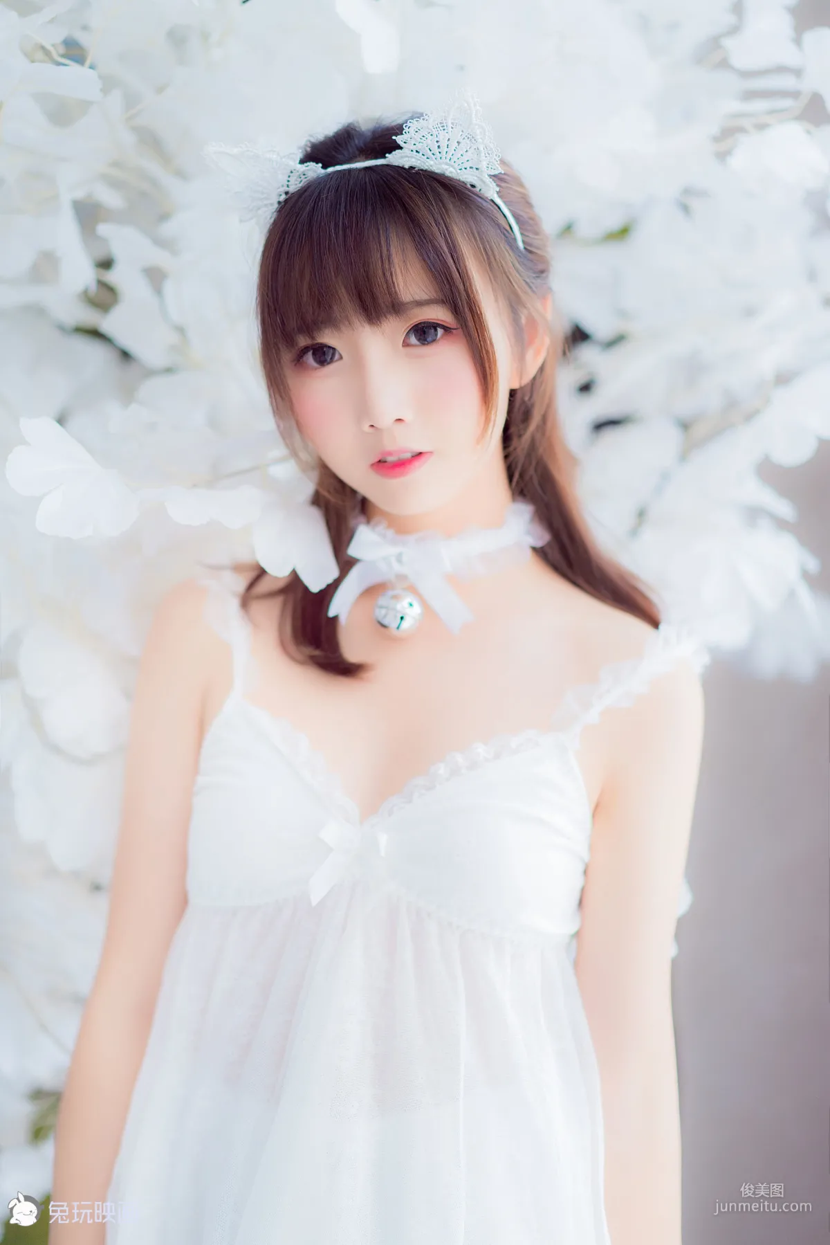 面餅仙兒《吊帶睡衣》 [福利COSPLAY] 寫真集 42