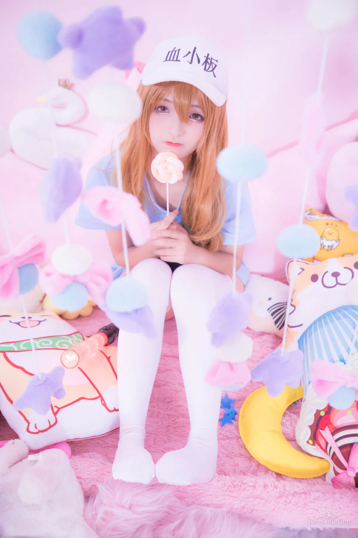 神楽坂真冬《血小闆》 [COSPLAY少女] 寫真集 35