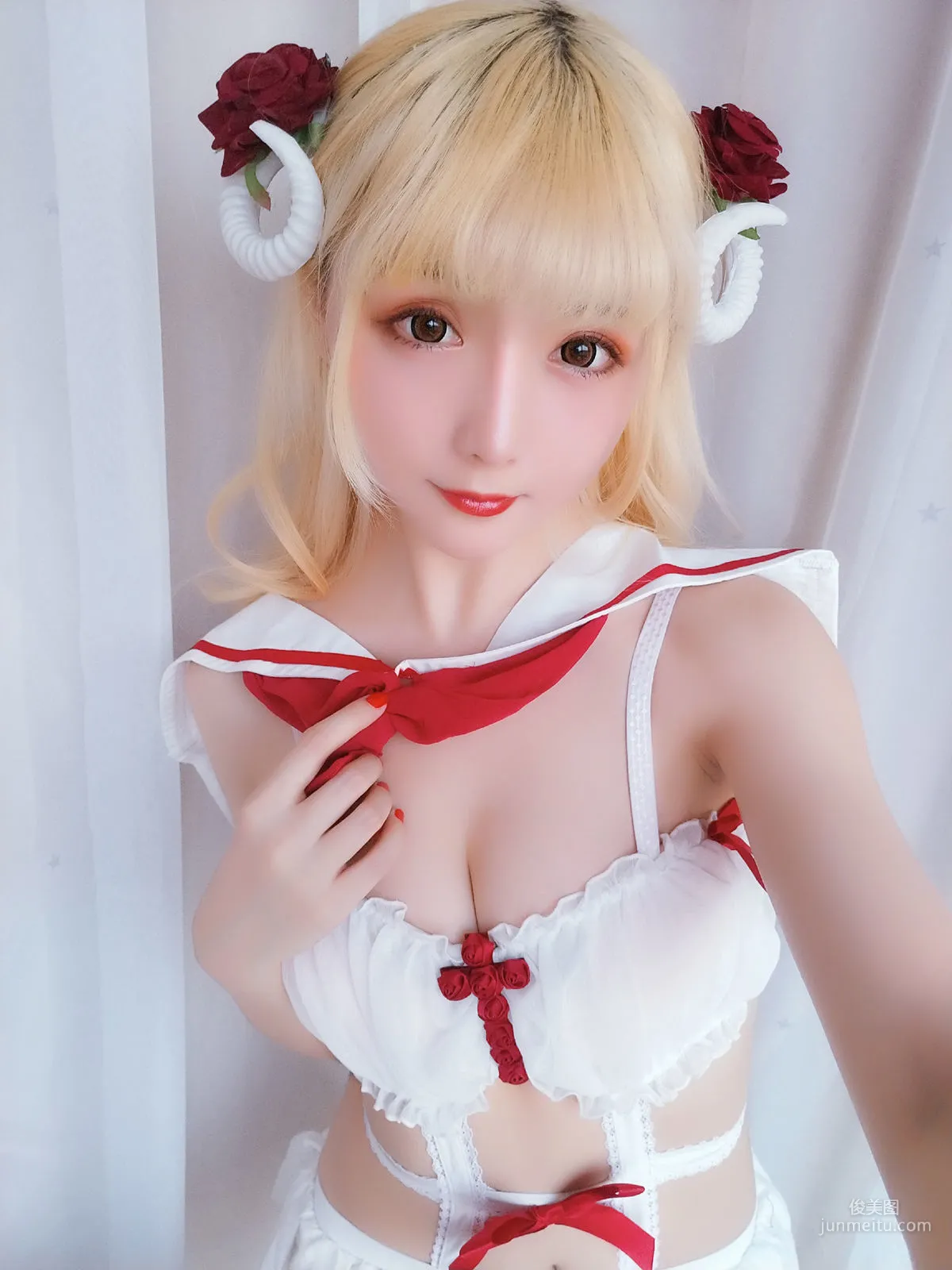 星之遲遲 《玫瑰月光包》 [福利COSPLAY] 寫真集 69