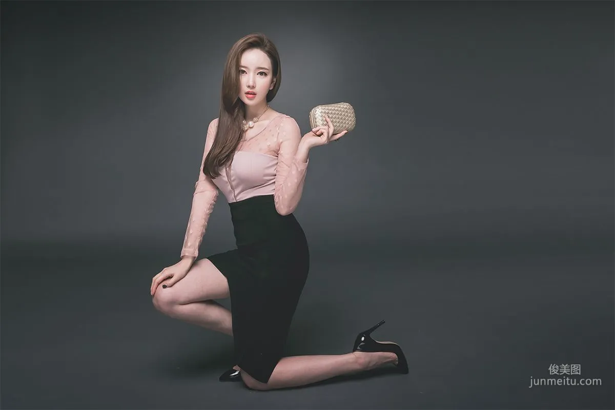 李妍靜《韓國網紅服裝模特2》寫真集 31