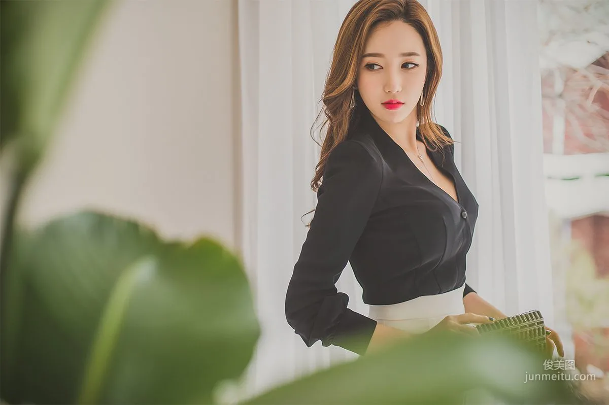 李妍静《韩国绝美气质女神2》写真集50