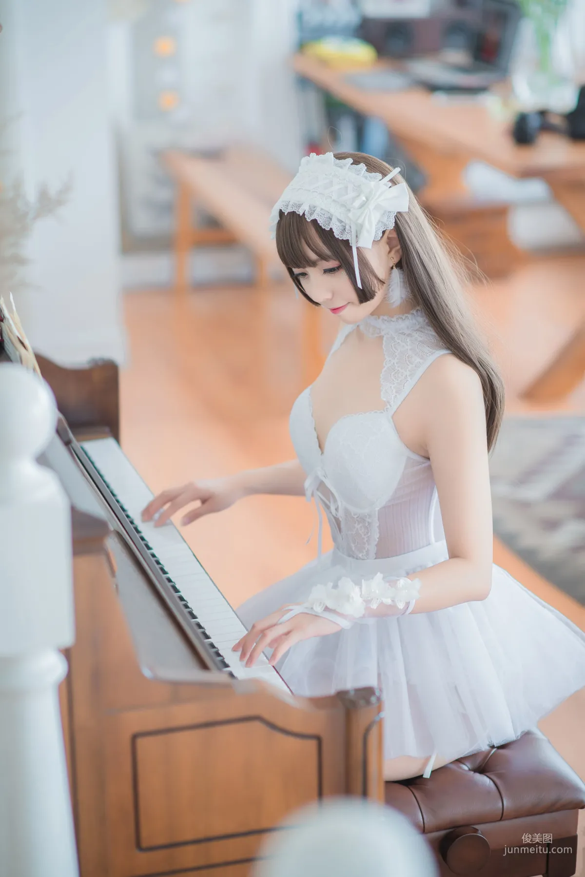 小野妹子w《白色紗裙+蕾姆護士+蕾姆兔女郎》 [COSPLAY美女] 寫真集 8
