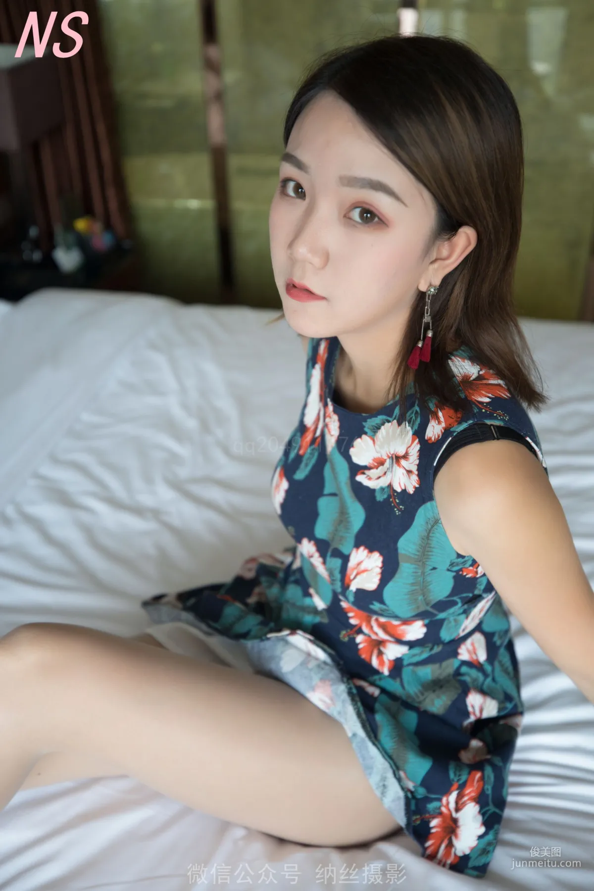 依依《超美腿无缝丝袜嫩脚》 [纳丝摄影] 写真集54